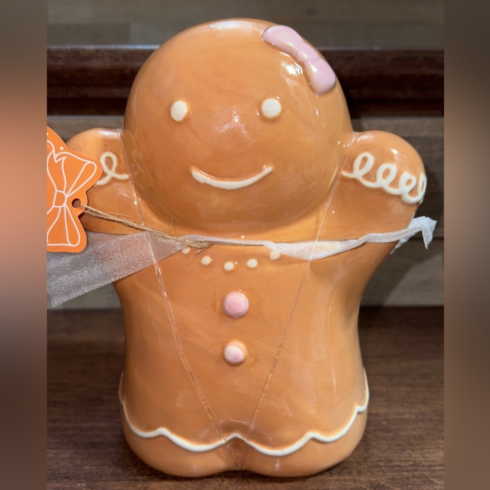 Super Cute Gingerbread Girl 🎀 Ceramic Canister - NEW